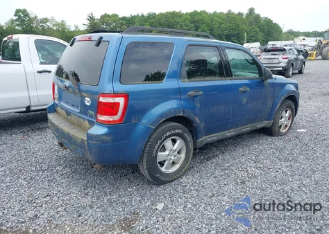 2010 Ford Escape Xlt из США, поврежденный, VIN 1FMCU9DG8AKA69789